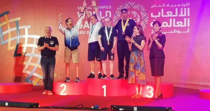 أبطال المغرب يصعدون منصات التتويج في الألعاب العالمية للأولمبياد الخاص بأبو ظبي