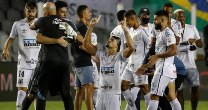 كأس ليبرتادوريس: سانتوس يلحق ببالميراس إلى النهائي