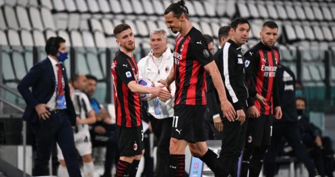 إصابة إبراهيموفيتش في ركبته قبل 5 أسابيع من انطلاق كأس أوروبا