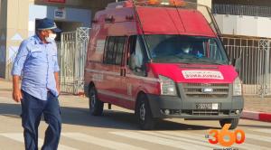 صور. نقل 44 مصابا بكورونا من ملعب طنجة إلى مستشفى بنسليمان 