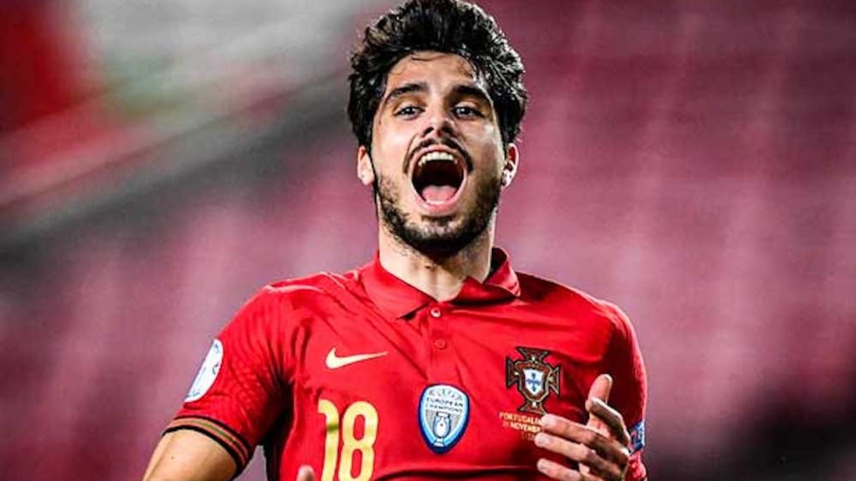 Pedro Neto (Portugal). Cet ailier droit de Wolverhampton Wanderers de 22 ans, considéré comme l’un des espoirs du Portugal regardera le Mondial devant le petit écran.