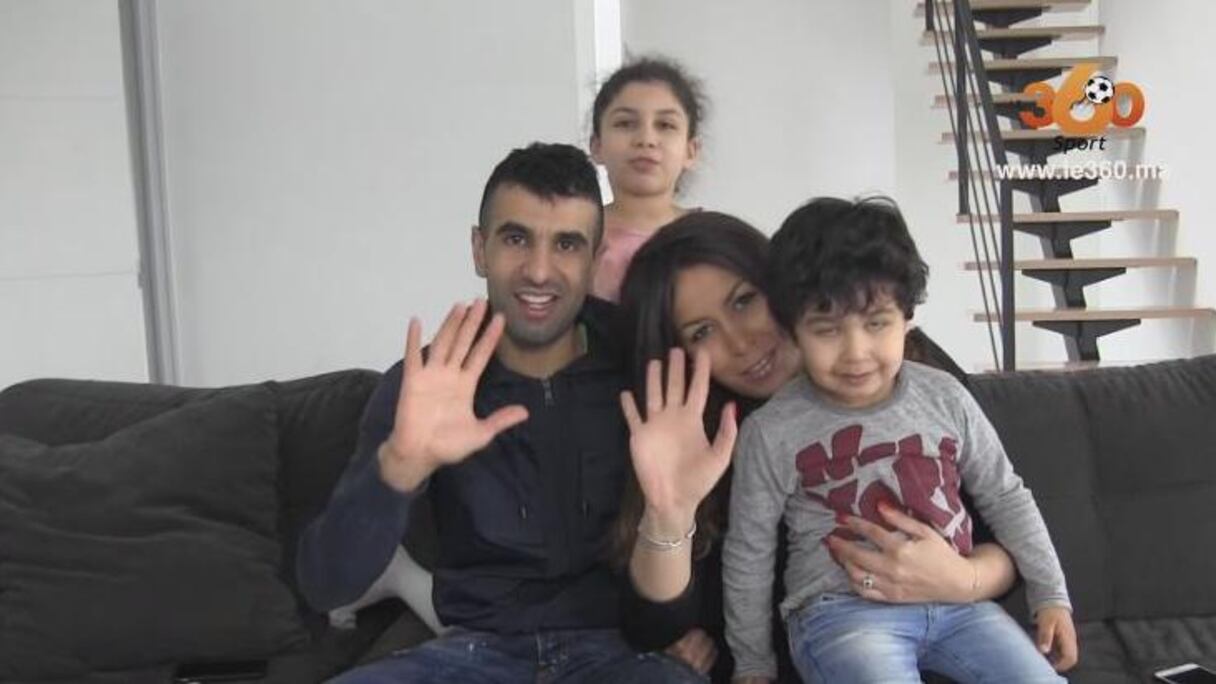 منير عبادي وزوجته وأبنائه
