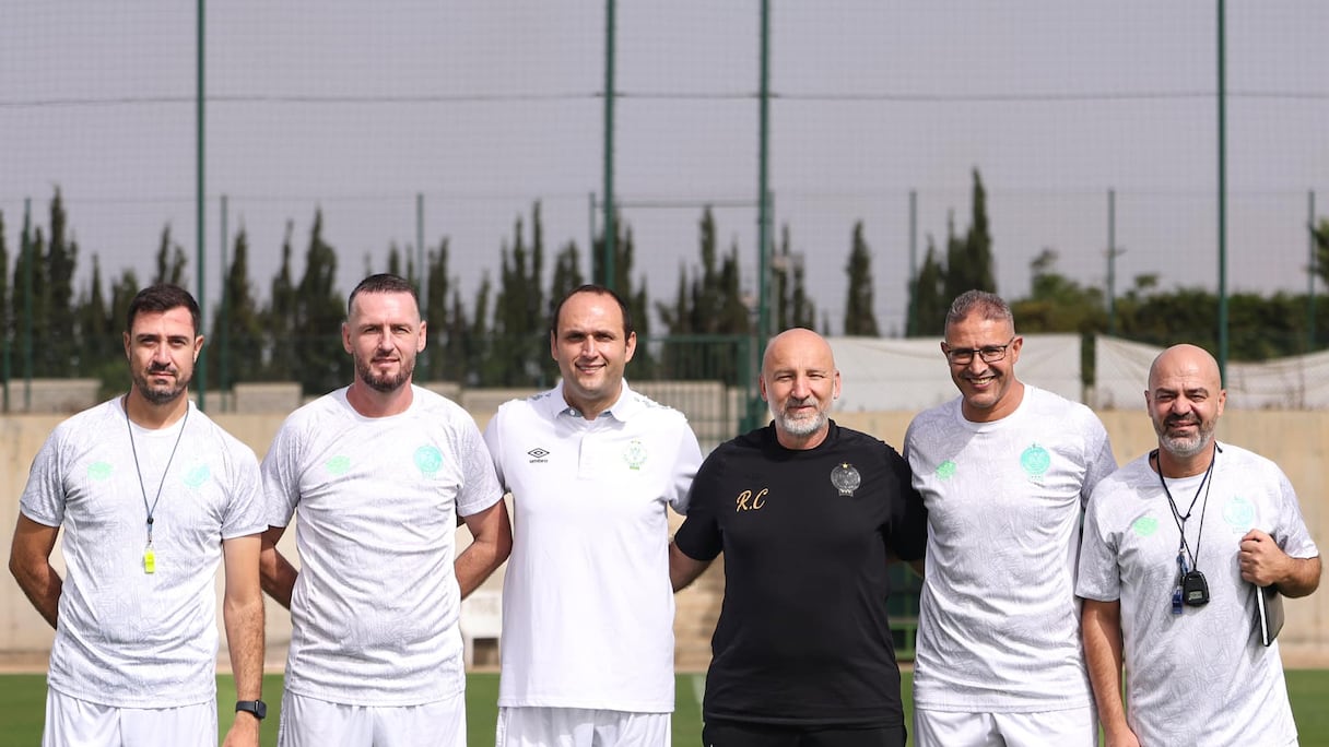 الطاقم التقني لفريق الرجاء