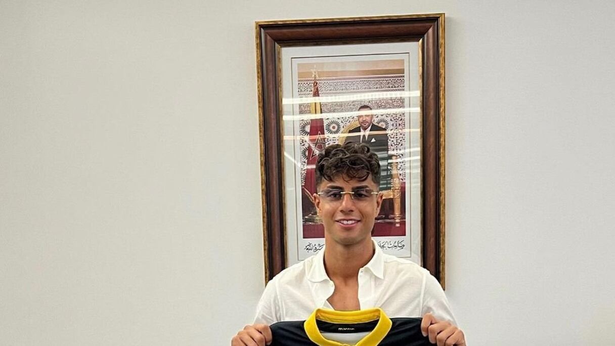 Hachim Mastour avec le maillot de l’UTS.