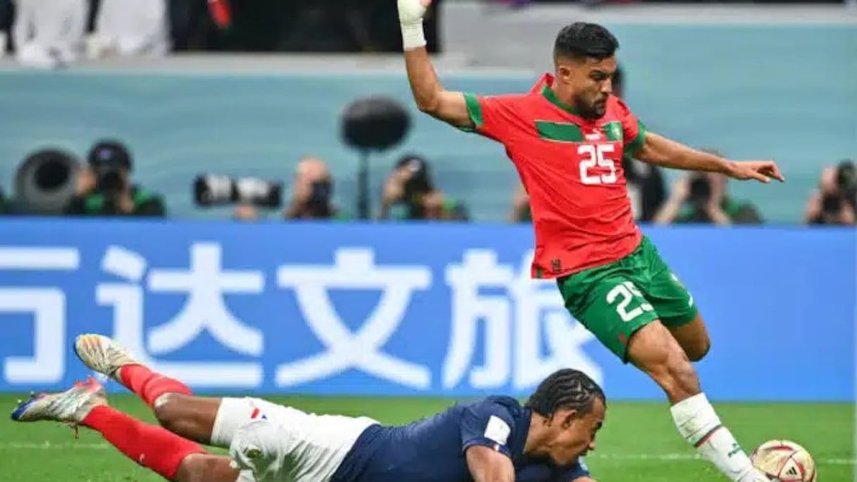 Yahia Attiat Allah lors de la demi finale du Mondial 2022 face à l'Équipe de France.