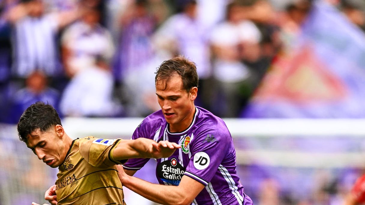 نايف أكرد، مدافع فريق ريال سوسييداد