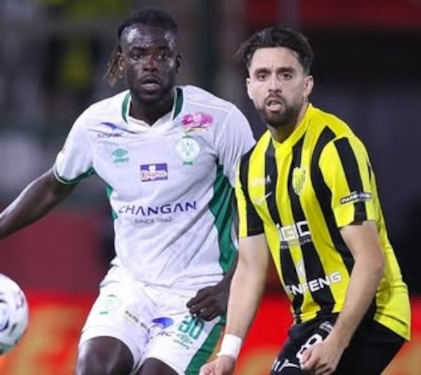 مباراة الرجاء ضد المغرب الفاسي