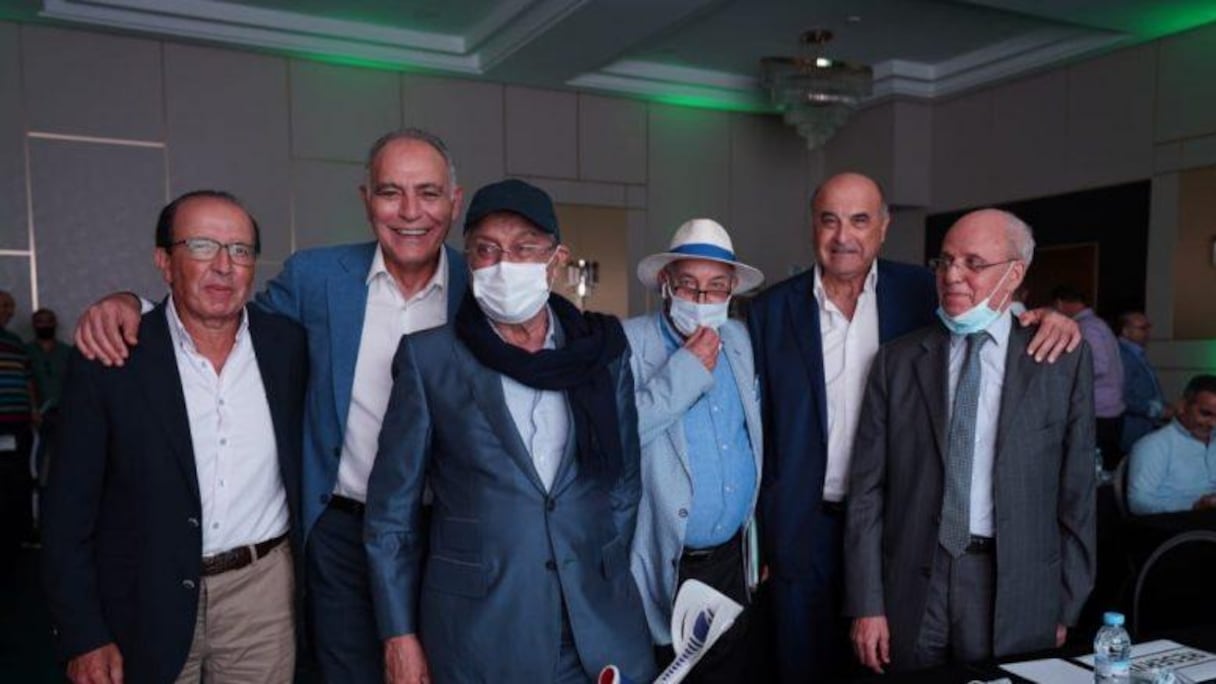 غرفة الجنايات الابتدائية بمحكمة الاستئناف بالدارالبضاء تؤجل محاكمة أمحمد أوزال الرئيس السابق لنادي الرجاء الرياضي لكرة القدم 10 ULD6UZVYBRI5THQFDDKWD7LV4M