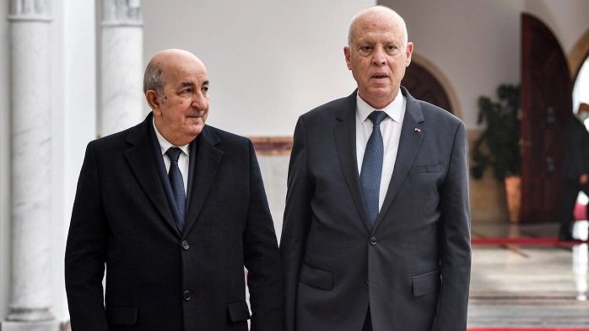 الرئيس التونسي قيس سعيد ونظيره الجزائري عبد المجيد تبون