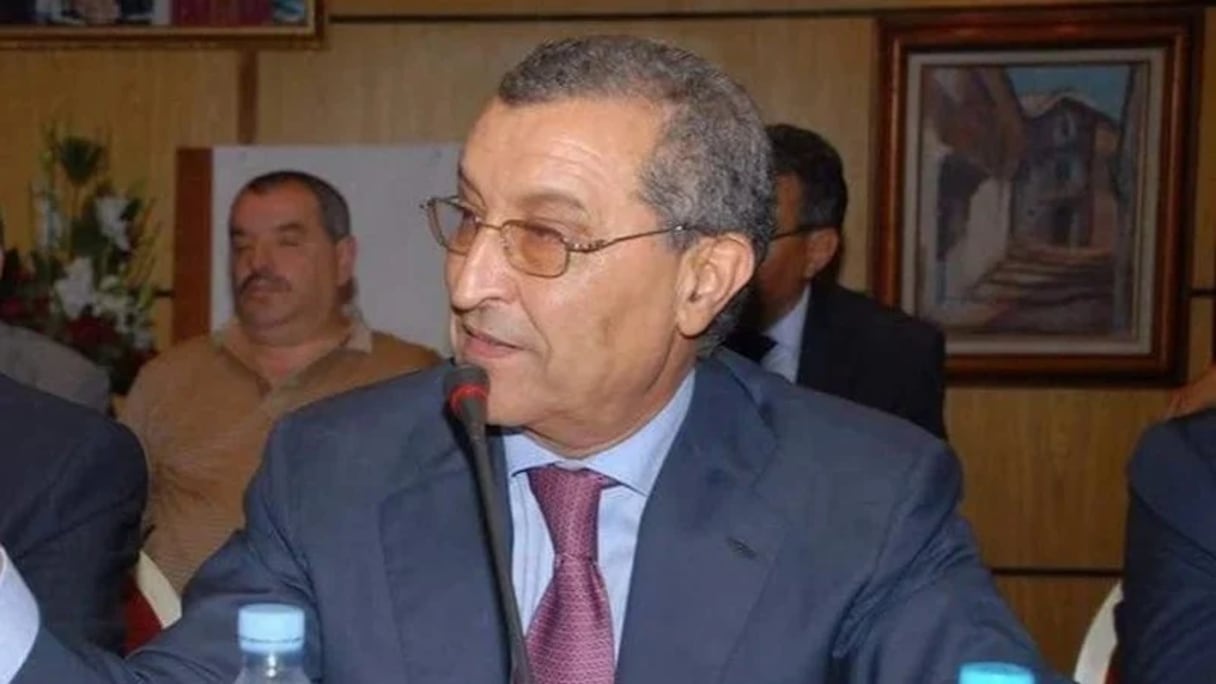 غرفة الجنايات الابتدائية بمحكمة الاستئناف بالدارالبضاء تؤجل محاكمة أمحمد أوزال الرئيس السابق لنادي الرجاء الرياضي لكرة القدم 2 VSBDKFJOLZAV3GHIPJKTBHKPAM