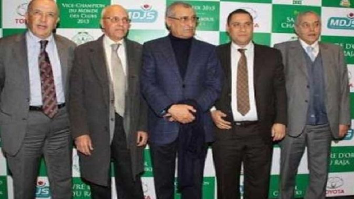 غرفة الجنايات الابتدائية بمحكمة الاستئناف بالدارالبضاء تؤجل محاكمة أمحمد أوزال الرئيس السابق لنادي الرجاء الرياضي لكرة القدم 9 ZUNJUEEQWJIPXF66BHJ3JXU44Q