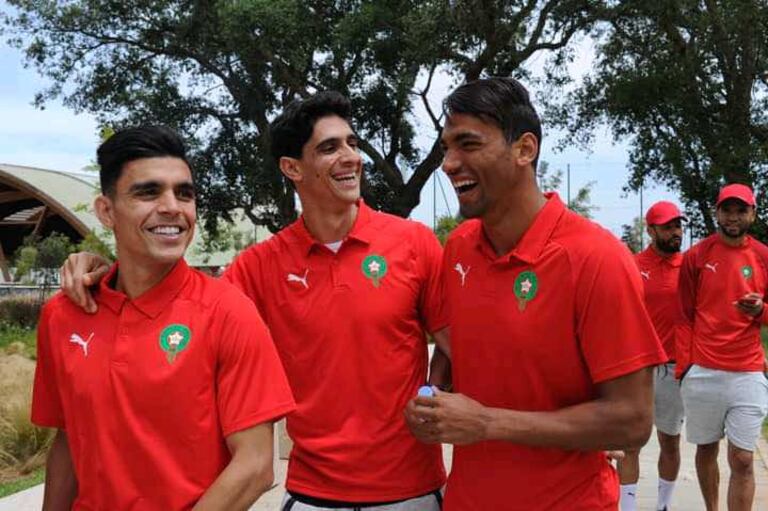 بونو والتكناوتي و بن شرقي على هامش تجمع سابق لـ"الأسود"