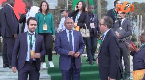 Cover: CAF: un symposium très réussi selon président Ahmad Ahmad 
