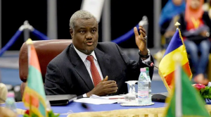 رئيس مفوضية الاتحاد الإفريقي، موسى فقي محمد